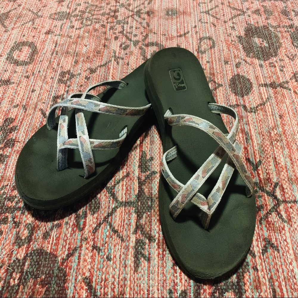 teva sandals